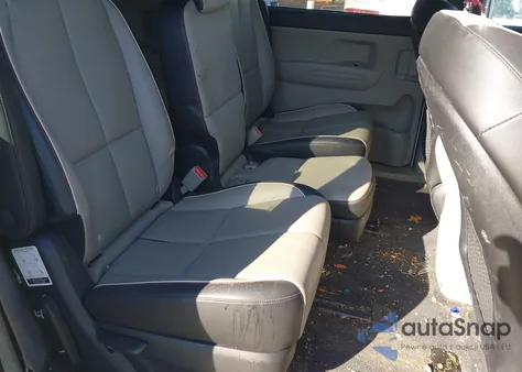 2019 Kia Sedona Ex z USA, uszkodzony, nr VIN KNDMB5C13K6500263